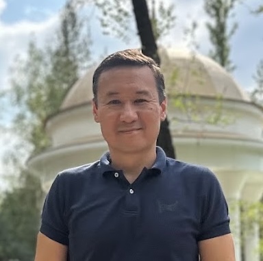 Founder of Leadalise